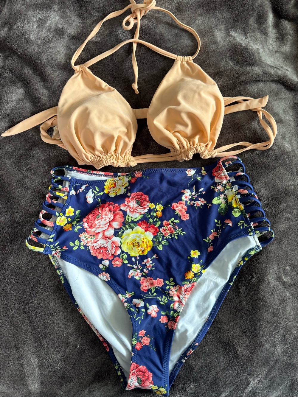 Cupshe Two-Piece Bikini Set - Peach Top & Navy Floral Bottoms